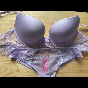 La Senza Beyond Sexy Lilac Bra and panty set